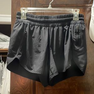 Lululemon black shorts!